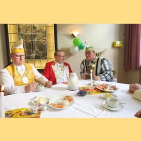 008  FK Frühstück